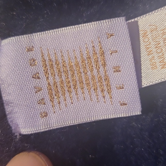 NWOT Savage Fenty Fuzzy 2 Piece Set - Picture 6 of 8